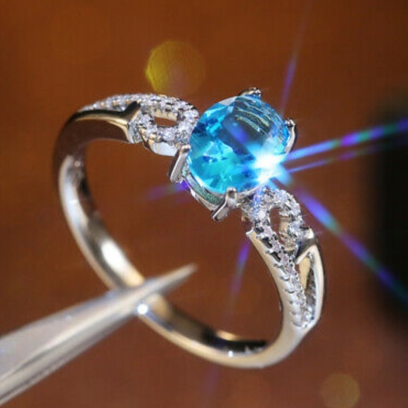 Jewelry - New 925 Sterling silver diamond stone ring